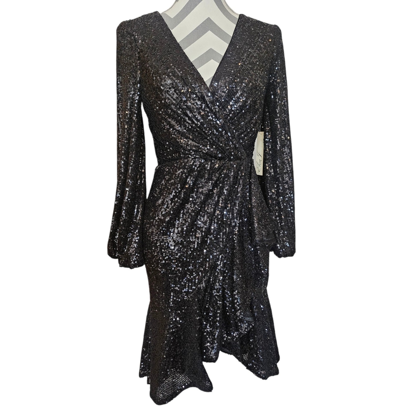 Eliza J Black Sequin Long Sleeve Faux Wrap Ruffle Hem Cocktail Dress Nwt Size 4